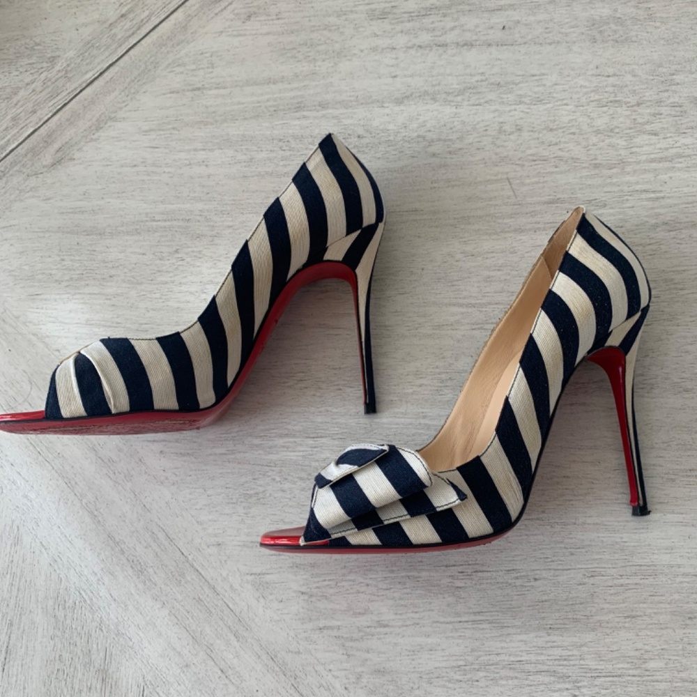 Christian Louboutin Blue/Ivory/Red Stripe Pumps sz 40 - Picture 3 of 12